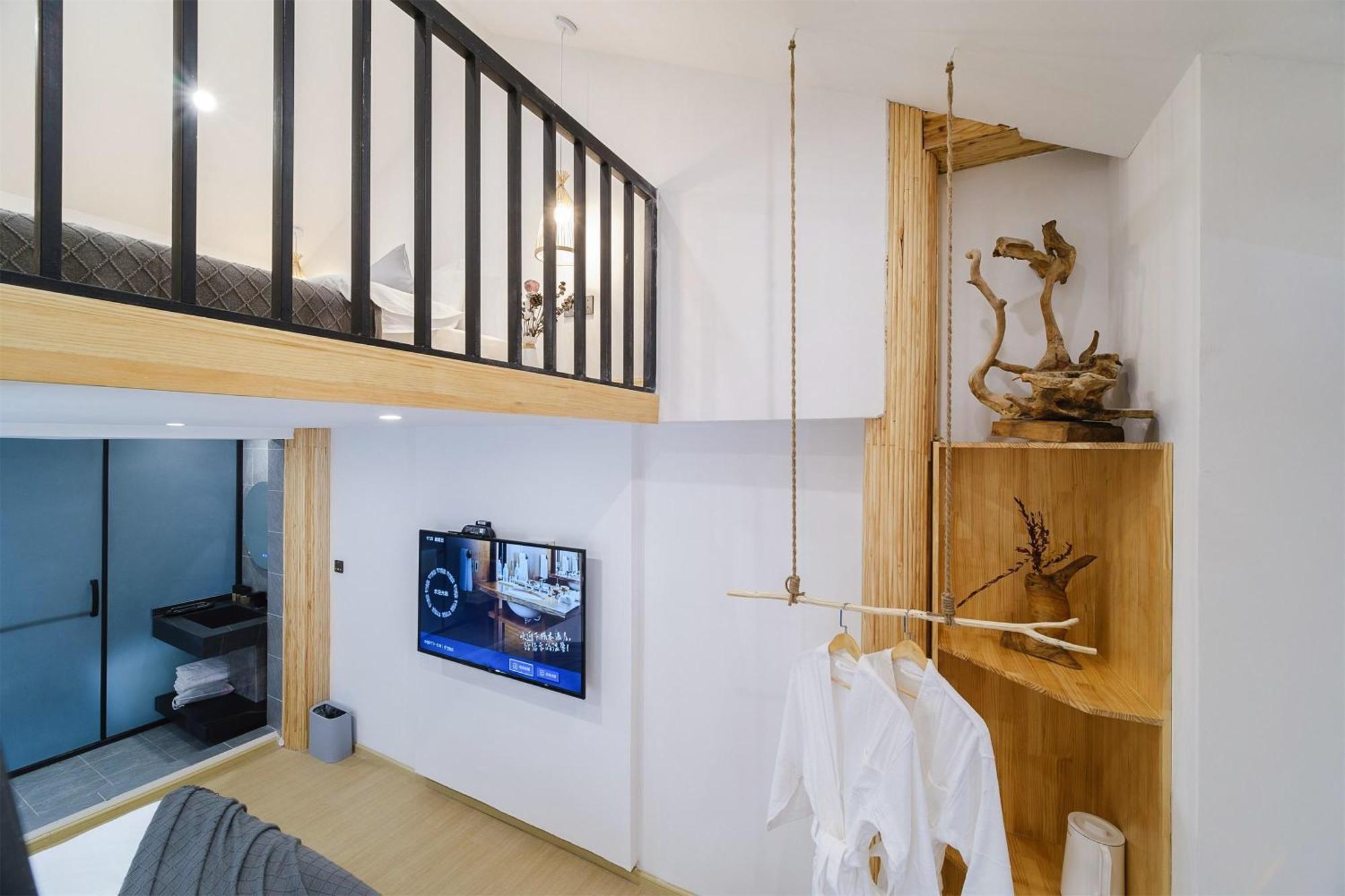Big Tree Guesthouse - Naxi Old Style Lệ Giang Ngoại thất bức ảnh