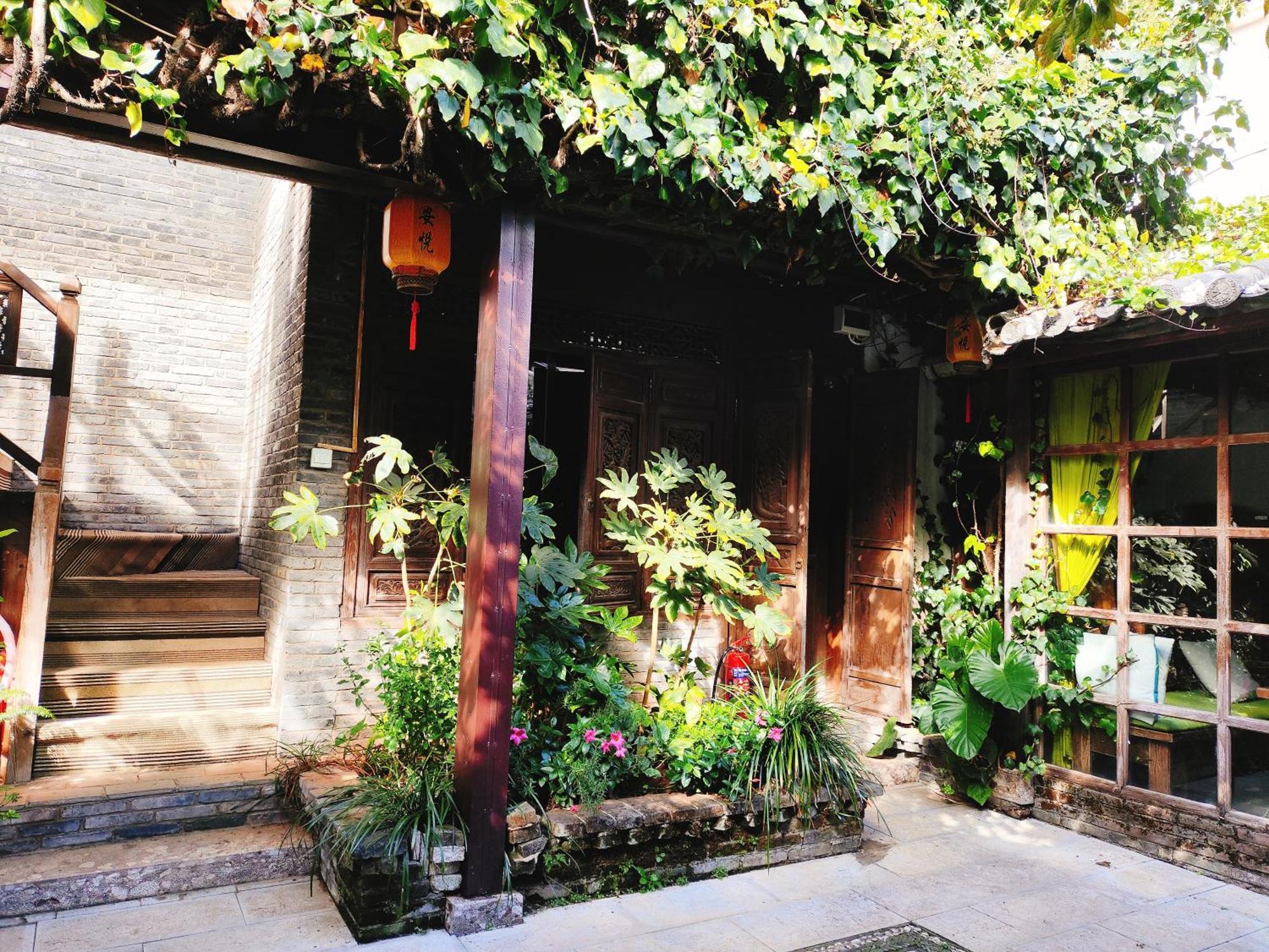 Big Tree Guesthouse - Naxi Old Style Lệ Giang Ngoại thất bức ảnh