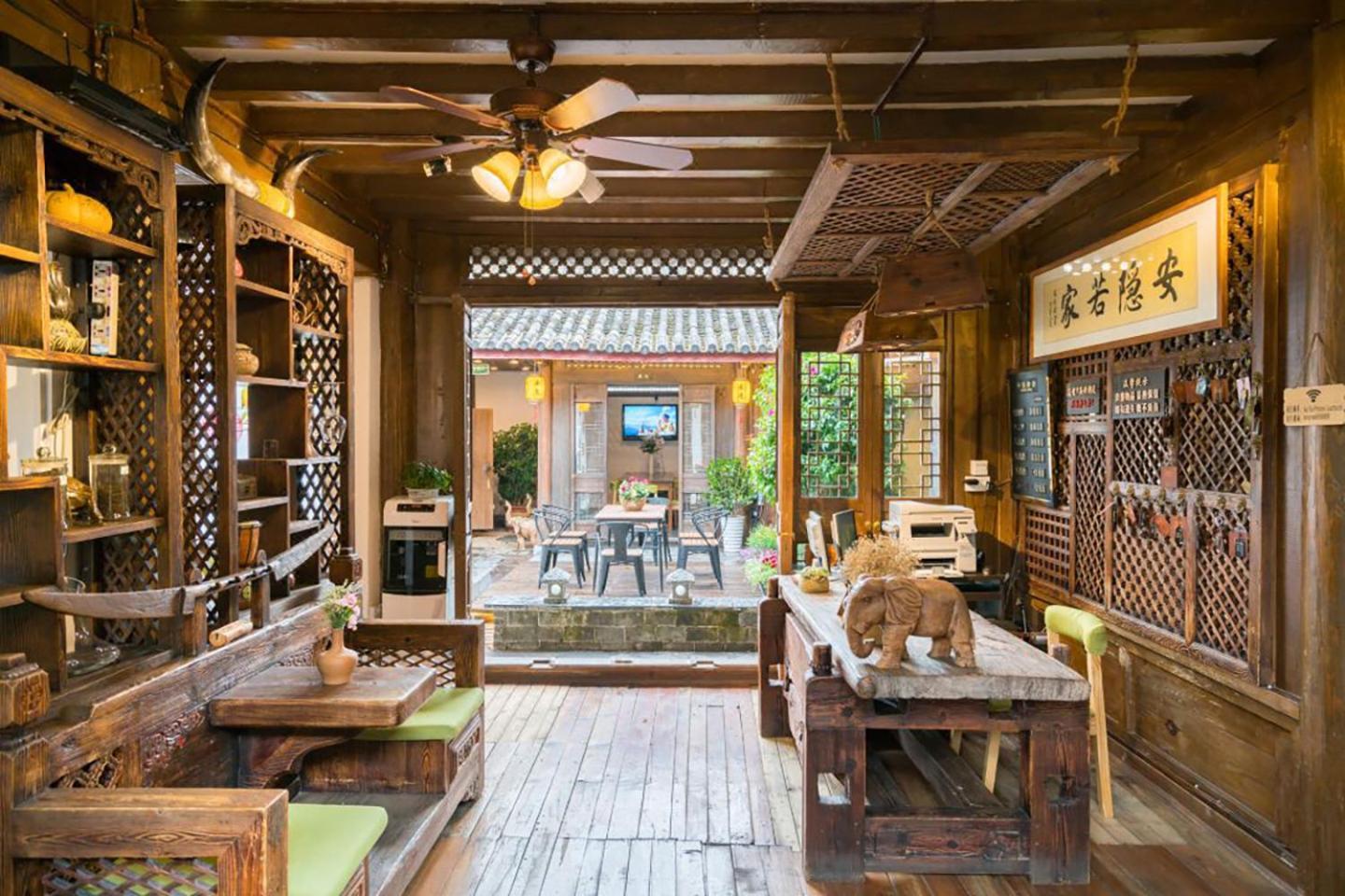 Big Tree Guesthouse - Naxi Old Style Lệ Giang Ngoại thất bức ảnh